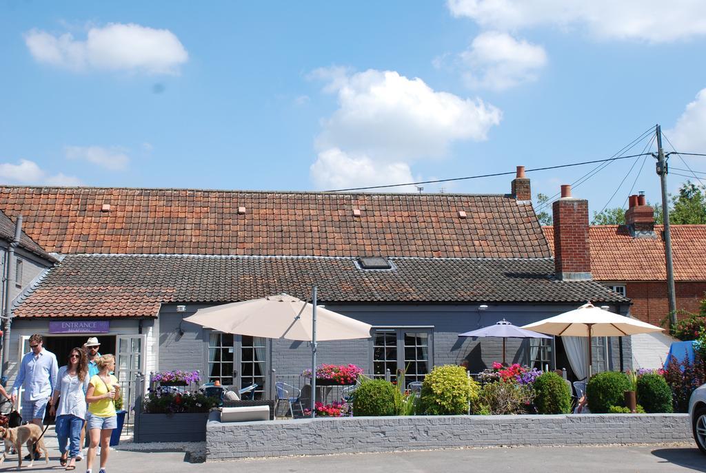 The Angel Inn Warminster Luaran gambar