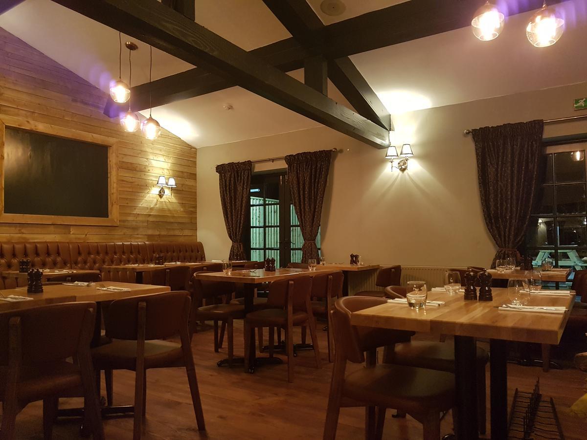 The Angel Inn Warminster Luaran gambar